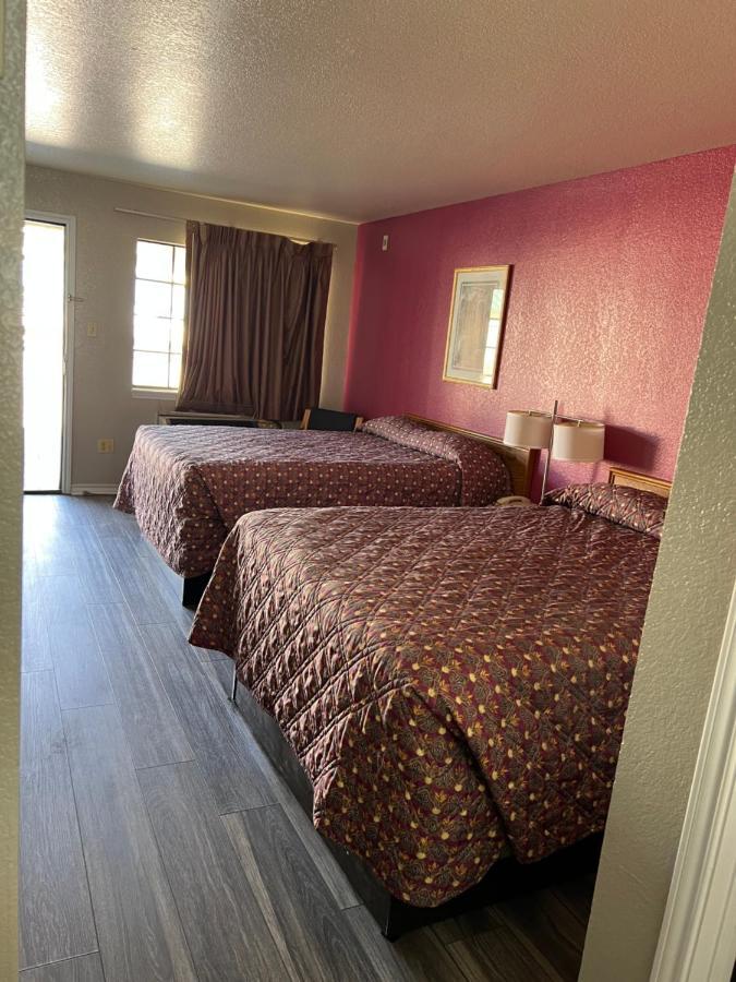 Country Inn Motel San Antonio Buitenkant foto