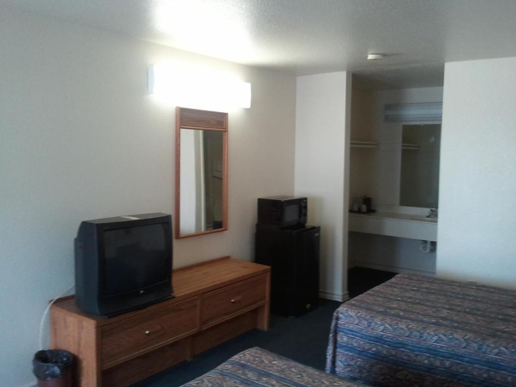 Country Inn Motel San Antonio Buitenkant foto